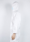 ثوب أبيض واقية يمكن التخلص منها ضد الغبار مضاد للقطرة بدلة المعطف الطبي