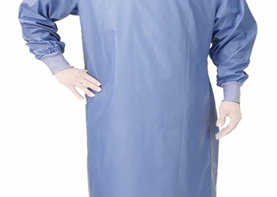 ثوب جراحي مقوى يمكن التخلص منه اللون أزرق مادة غير منسوجة تخصيص الحجم
